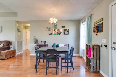 1122 10th Ave E, Springfield, TN 37172 photo 9
