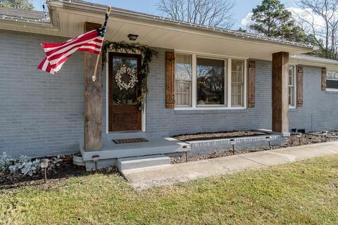 1706 Leaf Ave, Murfreesboro, TN 37130 photo 2