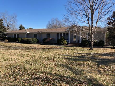 300 Hillview Dr, Dickson, TN 37055 photo 1