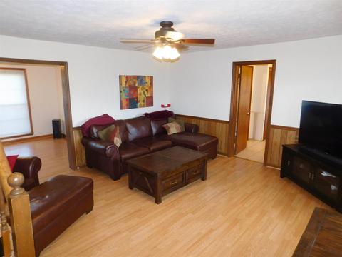 3831 Highway 52 E, Bethpage, TN 37022 photo 3