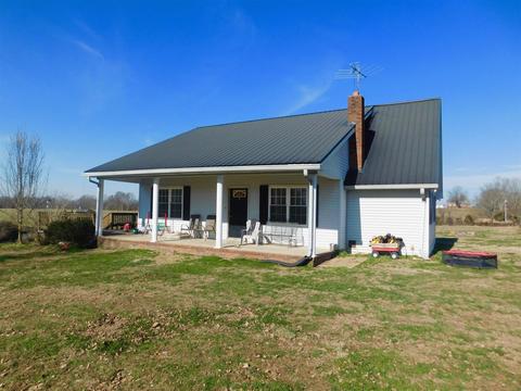 3831 Highway 52 E, Bethpage, TN 37022 photo 1