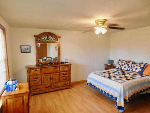 3831 Highway 52 E, Bethpage, TN 37022 photo 5