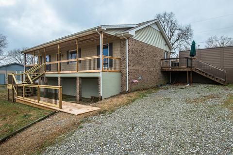 106 Chestnut Dr, Dickson, TN 37055 photo 1
