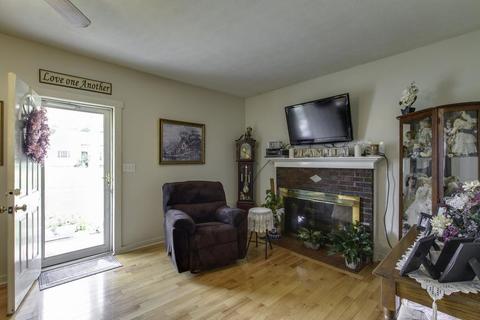 1708 S Main St S, Springfield, TN 37172 photo 9
