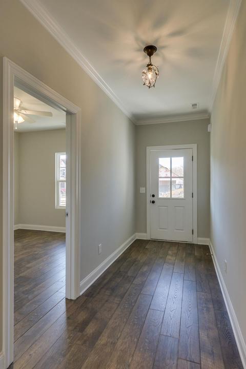3548 Pershing Dr, Murfreesboro, TN 37129 photo 4