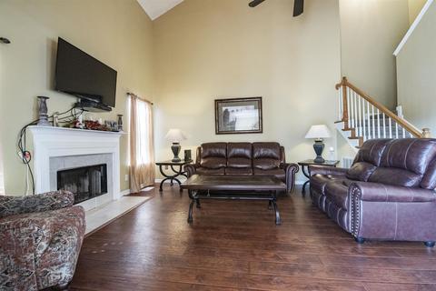 1036 Barrow Ct, Murfreesboro, TN 37130 photo 2