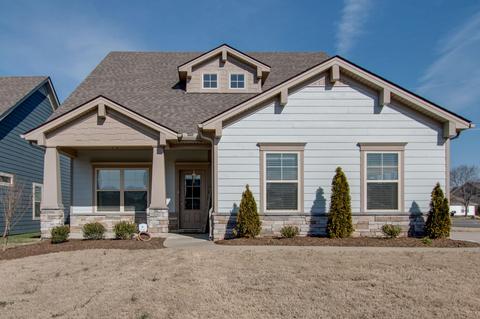 5704 Enclave Dr, Murfreesboro, TN 37128 photo 1