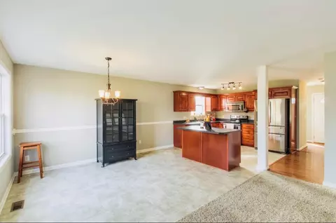 200 Bates Ct, Spring Hill, TN 37174 photo 4