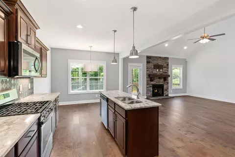 220 Alonzo Pl, Cunningham, TN 37052 photo 7
