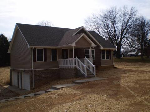 5189 Marion Rd, Cunningham, TN 37052 photo 1
