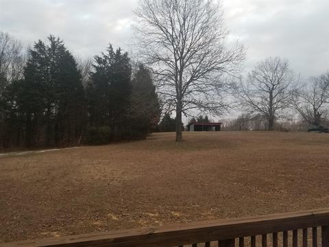 5189 Marion Rd, Cunningham, TN 37052 photo 2