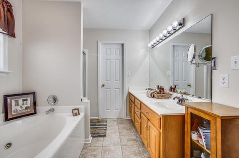 2936 Augusta Trace Dr, Spring Hill, TN 37174 photo 13