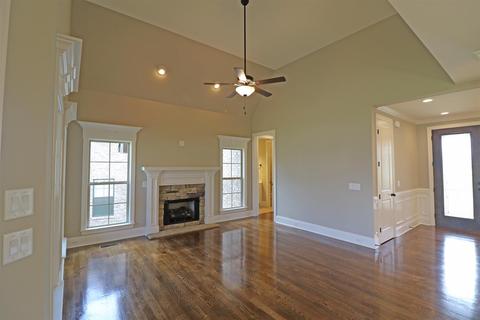 210 Farmbrook Ln, Mount Juliet, TN 37122 photo 5