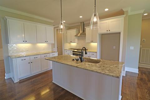 210 Farmbrook Ln, Mount Juliet, TN 37122 photo 7