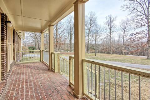 140 Contrary Rd, Burns, TN 37029 photo 3
