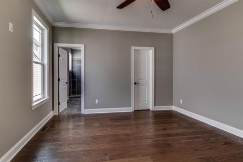 402 W College St, Dickson, TN 37055 photo 15