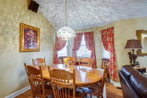 207 Nottingham Rd, Dickson, TN 37055 photo 8