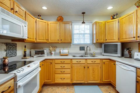 207 Nottingham Rd, Dickson, TN 37055 photo 9