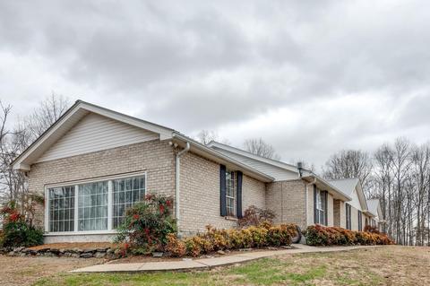 573 White Pine Dr, Centerville, TN 37033 photo 3