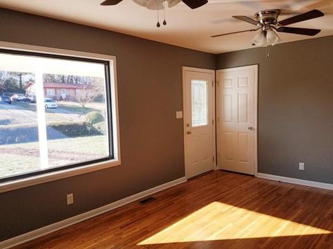702 King Dr, Springfield, TN 37172 photo 6