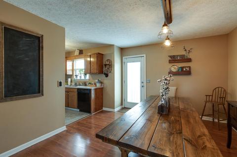 1252 Hillside Dr, Springfield, TN 37172 photo 3