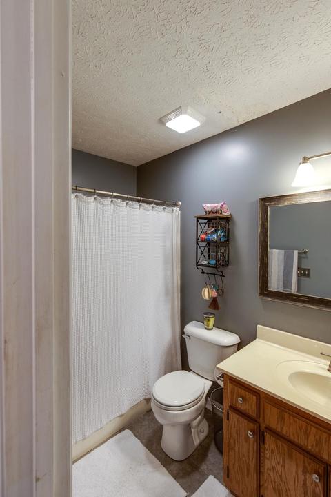 1252 Hillside Dr, Springfield, TN 37172 photo 27