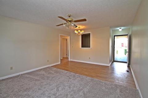 2117 Mockingbird Ln, Springfield, TN 37172 photo 2