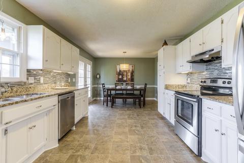 2403 Windemere Dr, Murfreesboro, TN 37128 photo 11