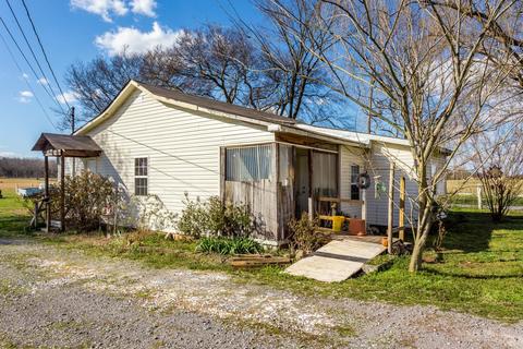 607 Rucker Rd, Murfreesboro, TN 37127 photo 2