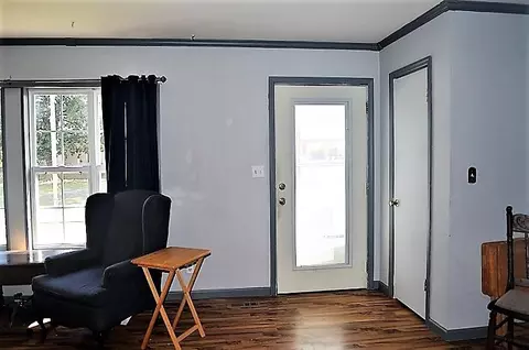 307 Spring St, Decherd, TN 37324 photo 4