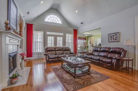 3003 Honeysuckle Dr, Spring Hill, TN 37174 photo 8
