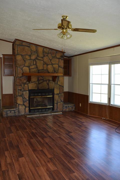 265 High St E, Mcewen, TN 37101 photo 5