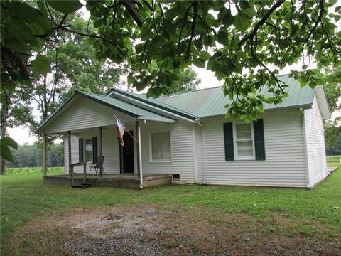 6847 Summitville Rd, Morrison, TN 37357 photo 1