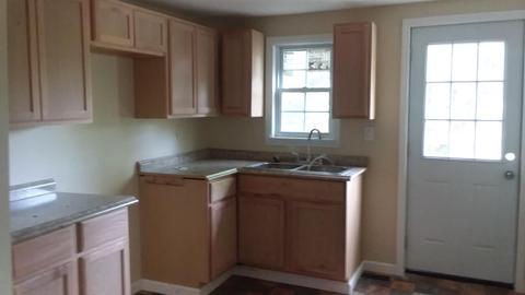 429 Maple St S, Pulaski, TN 38478 photo 1