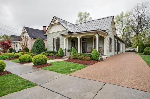 210 2nd Ave S, Franklin, TN 37064 photo 1
