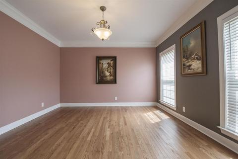 1151 Ithaca St, Murfreesboro, TN 37130 photo 4