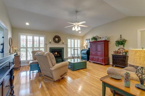 82 Mason Pl, Decherd, TN 37324 photo 6