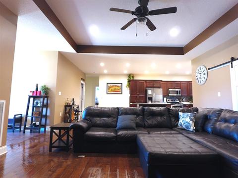 222 Lakeview Dr, Decherd, TN 37324 photo 5