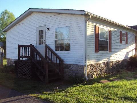 277 Pointe Ln, Lafayette, TN 37083 photo 3