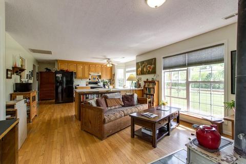 1355 Mitchell Rd, Pulaski, TN 38478 photo 8