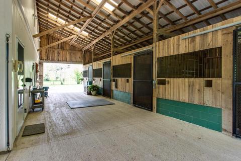 1355 Mitchell Rd, Pulaski, TN 38478 photo 2