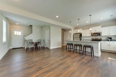 6032 Hillside Ln, Spring Hill, TN 37174 photo 3