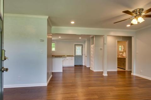 111 Mae Cir, Dickson, TN 37055 photo 4