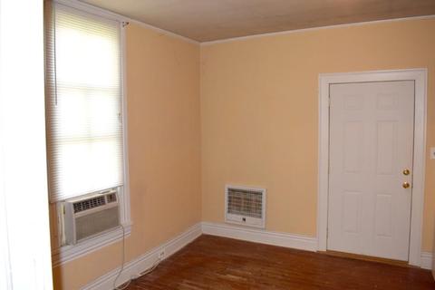 317 E Bell St, Murfreesboro, TN 37130 photo 9