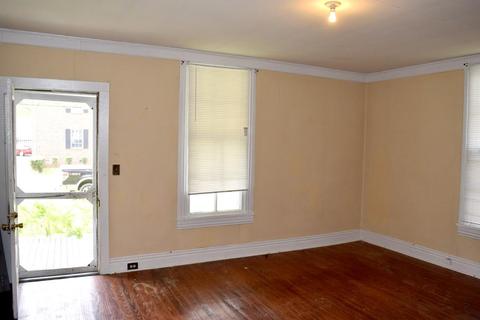 317 E Bell St, Murfreesboro, TN 37130 photo 7