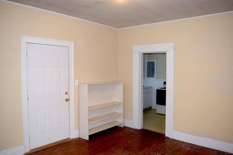 317 E Bell St, Murfreesboro, TN 37130 photo 10