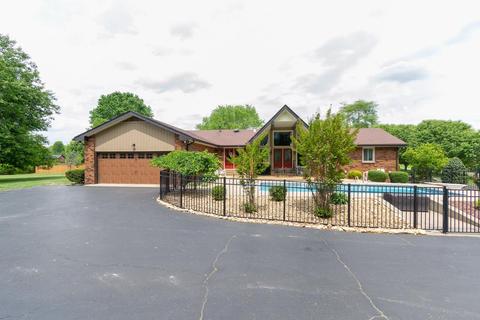 207 Lee Dr, Springfield, TN 37172 photo 5