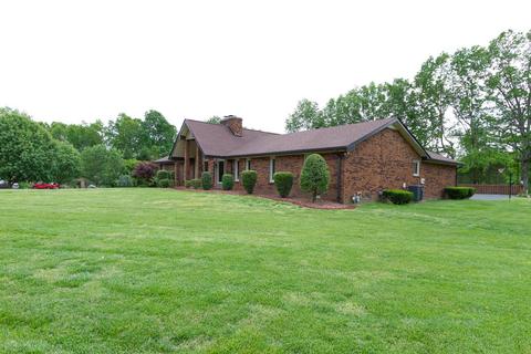 207 Lee Dr, Springfield, TN 37172 photo 2