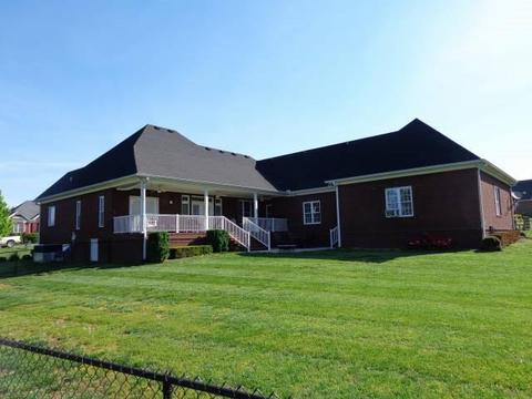 218 Barton Dr, Normandy, TN 37360 photo 5