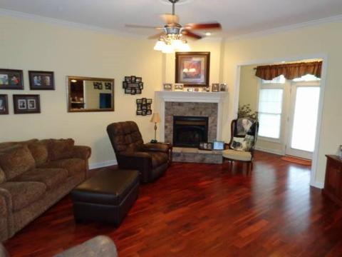 218 Barton Dr, Normandy, TN 37360 photo 6